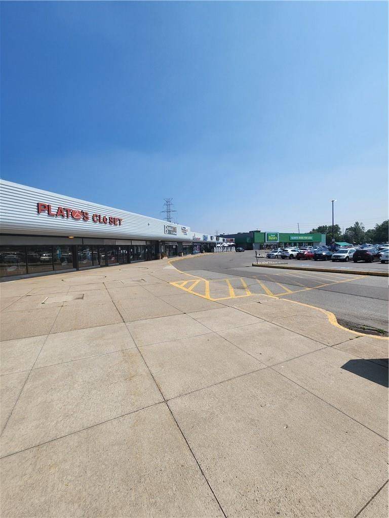 Burlington, ON L7P 3B6,1505 Guelph Line #11