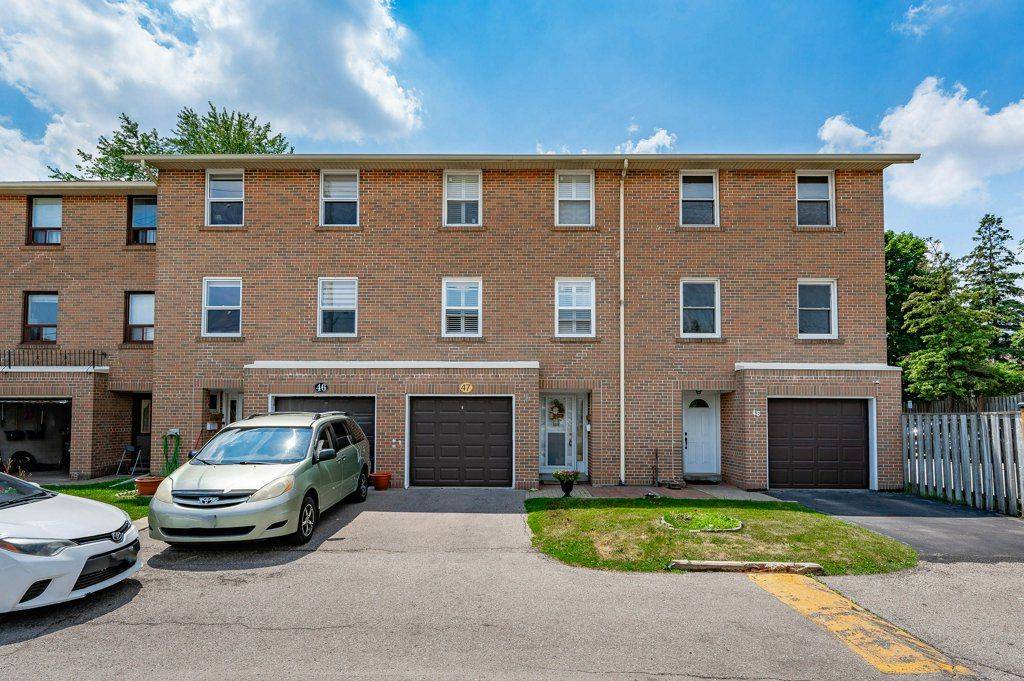 7255 Dooley DR #47, Mississauga, ON L4T 2S7