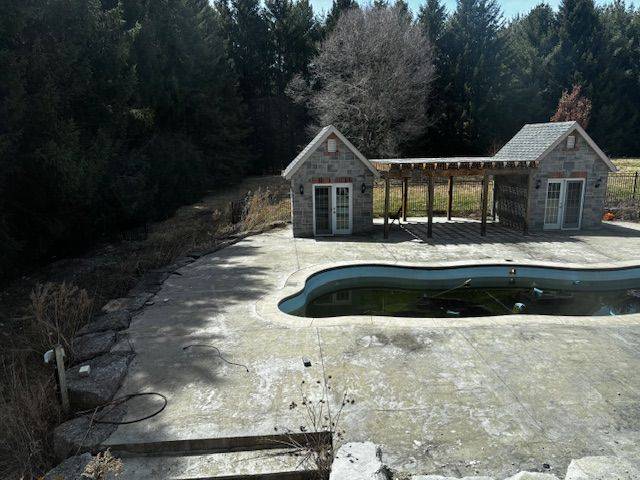Caledon, ON L7E 3M4,15060 Mount Pleasant RD