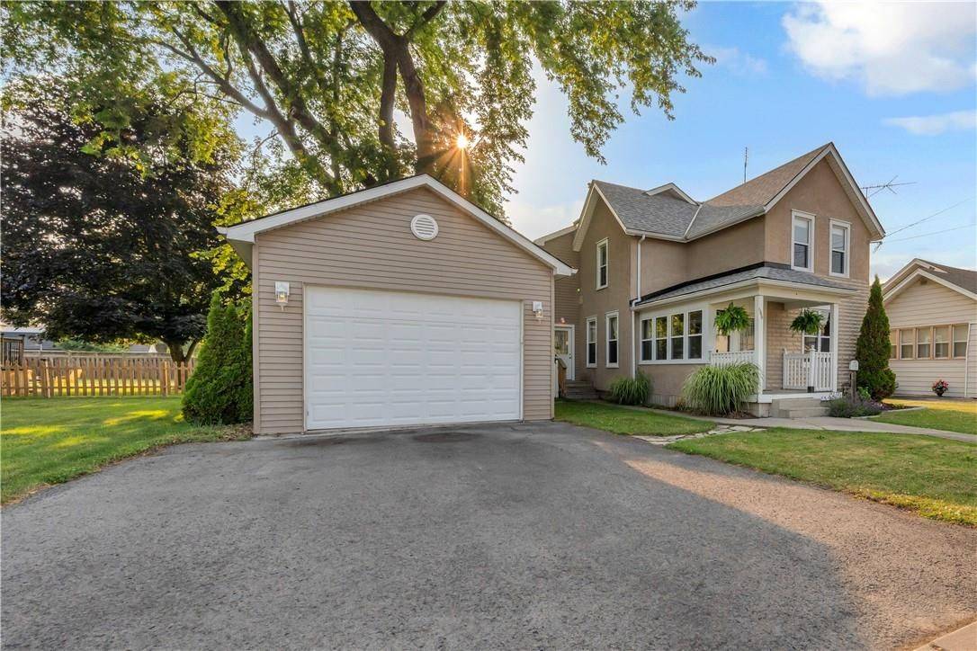 Port Colborne, ON L3K 4P8,644 ELM ST