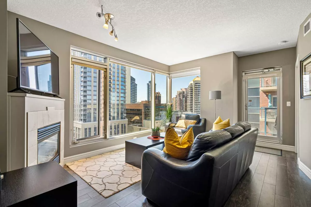 Calgary, AB T2P 0C3,910 5 AVE SW #1601