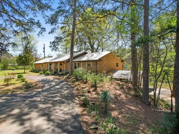 Daingerfield, TX 75638,454 CR 2234