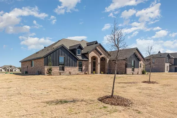 Red Oak, TX 75154,630 Crystal Lake Lane
