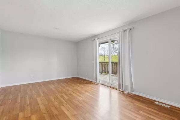 Calgary, AB T3K 1E6,8610 Berwick RD NW