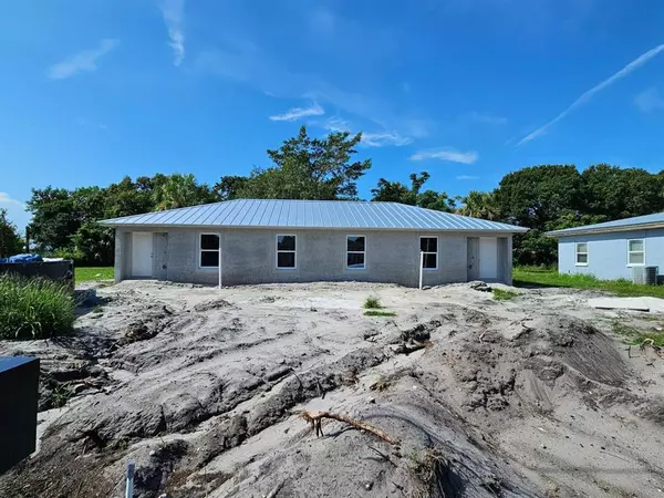 1115 Avenue F, Fort Pierce, FL 34950
