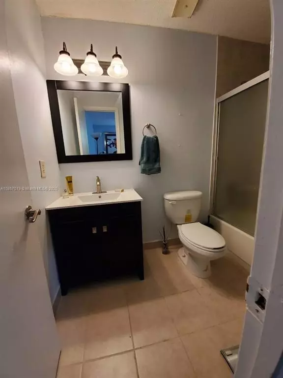Doral, FL 33178,3684 Estepona Ave #17S1