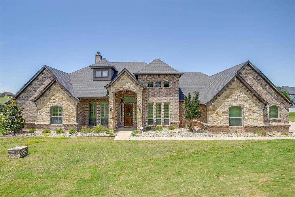 12373 Bella Colina Drive, Fort Worth, TX 76126