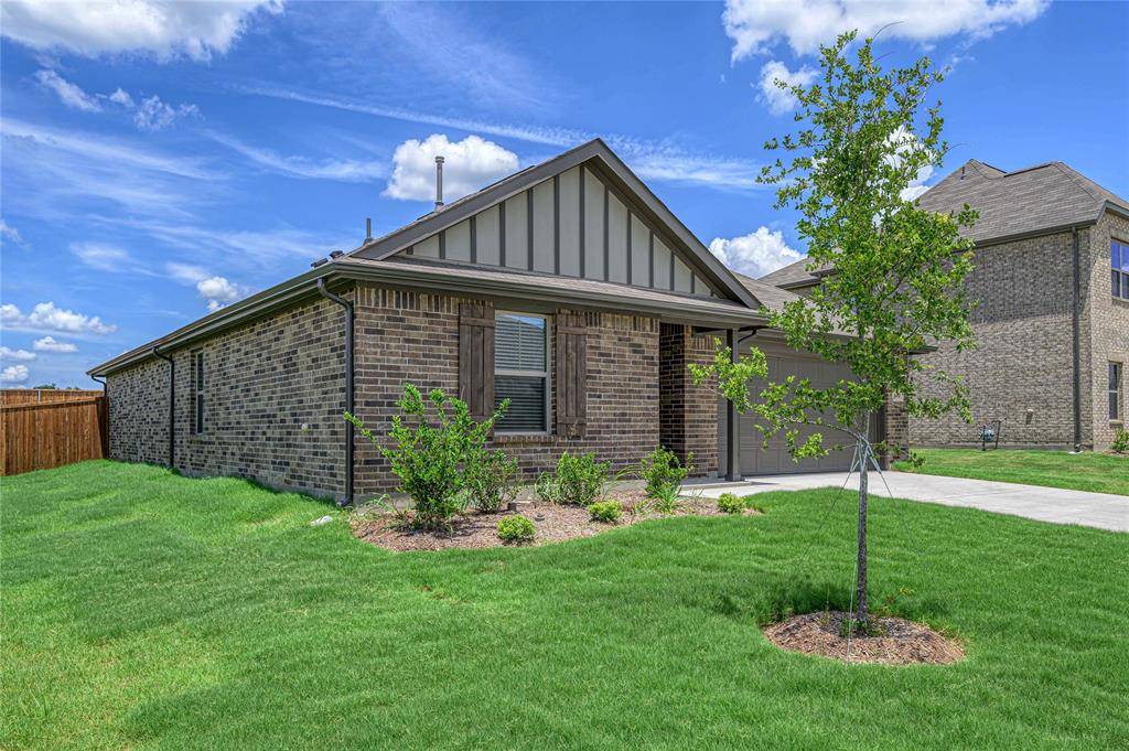 Van Alstyne, TX 75495,610 Ridgewood Drive