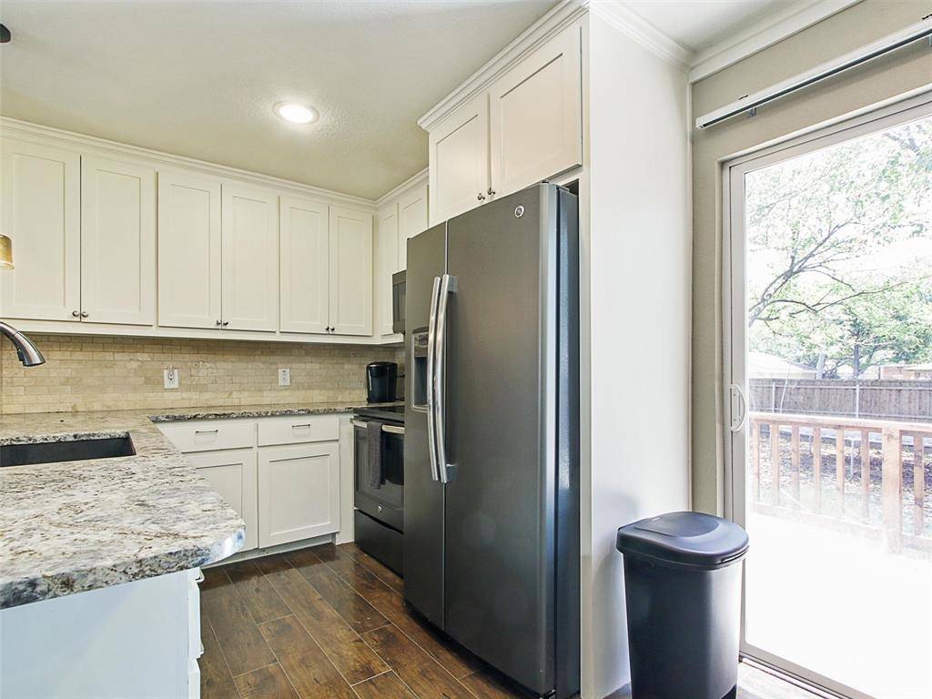 Van Alstyne, TX 75495,425 W Marshall Drive