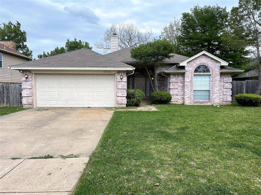 1514 Warwick Drive, Mansfield, TX 76063