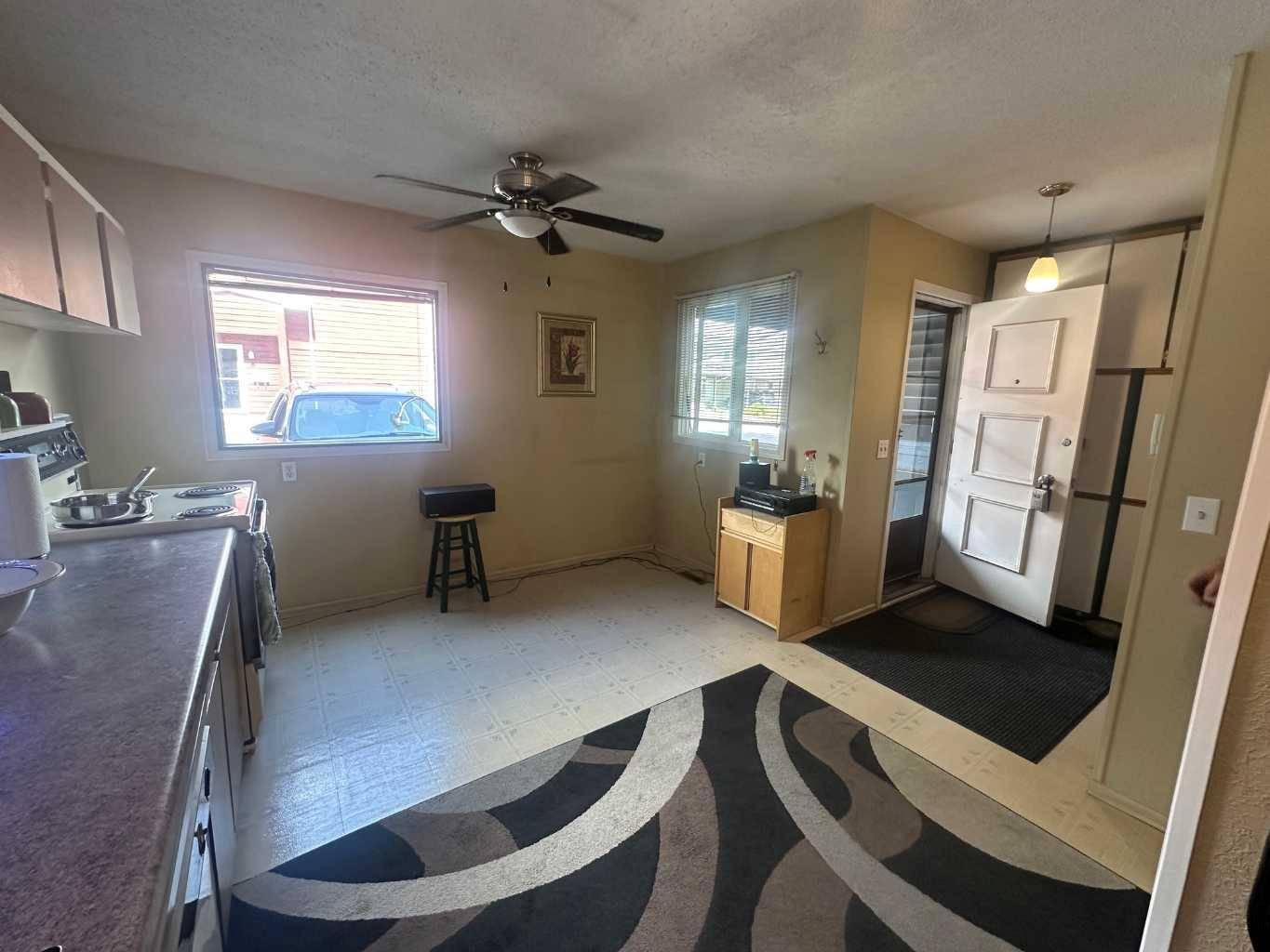 Calgary, AB T3B3X2,6223 31 AVE Northwest #1003