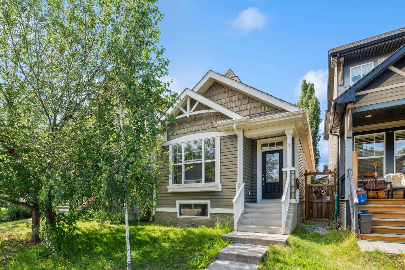 22 Auburn Bay VW Southeast, Calgary, AB T3M 0C8
