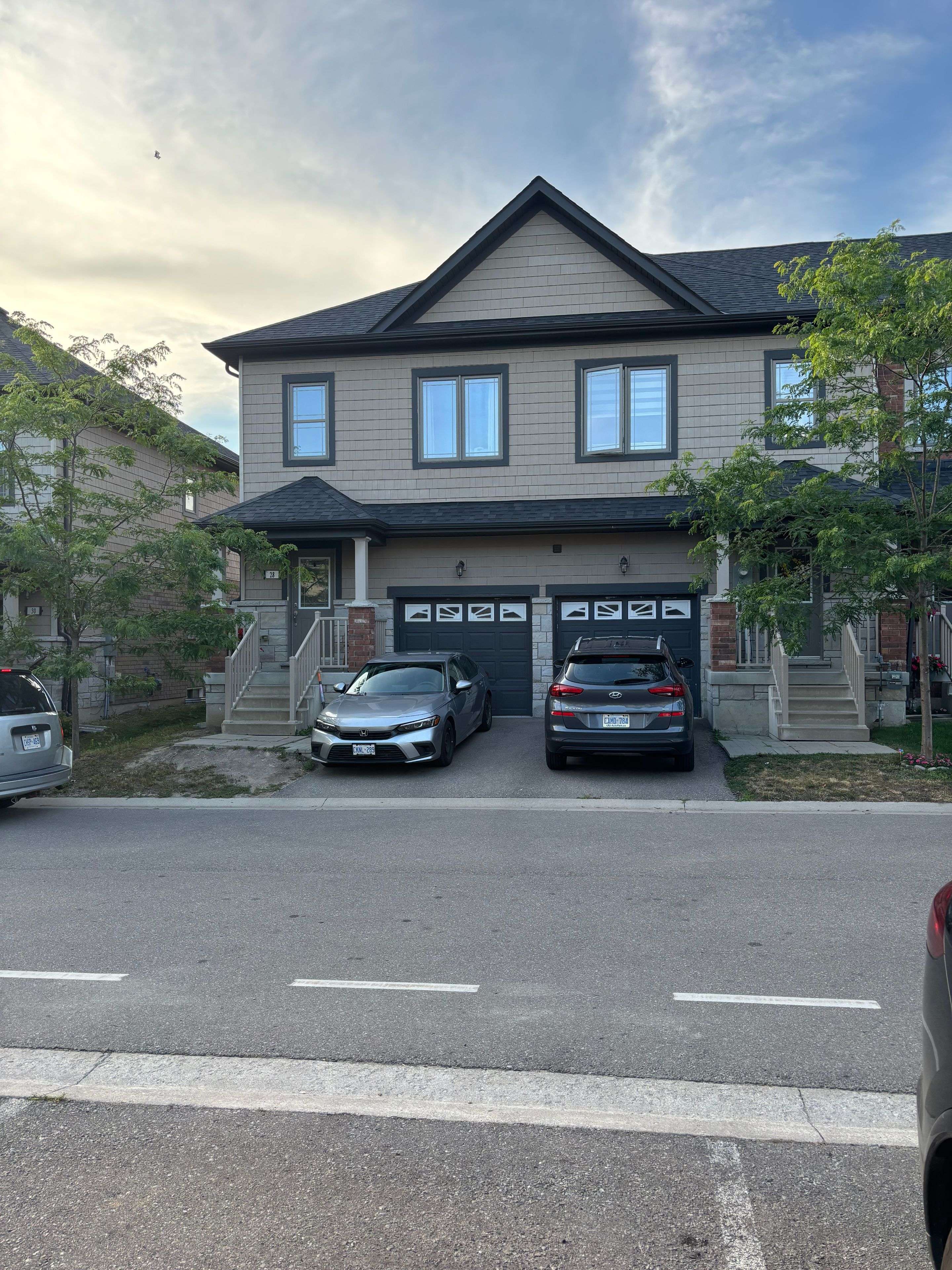 Barrie, ON L4M 0K6,28 Deneb ST