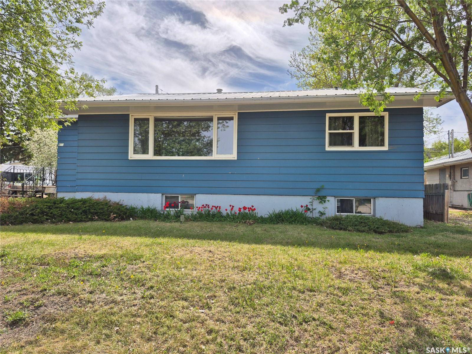 502 Healy AVENUE, Radville, SK S0C 2G0