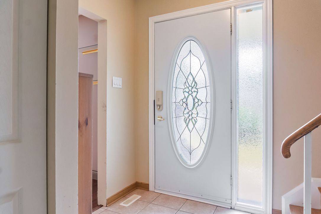 Brampton, ON L6T 1N8,1 Dunbarton CRES