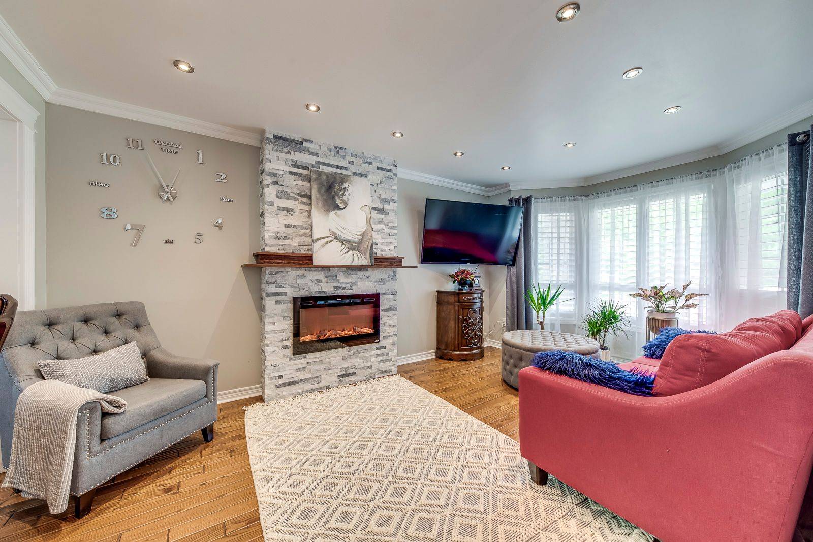 Mississauga, ON L5B 4C9,3349 Grand Park DR