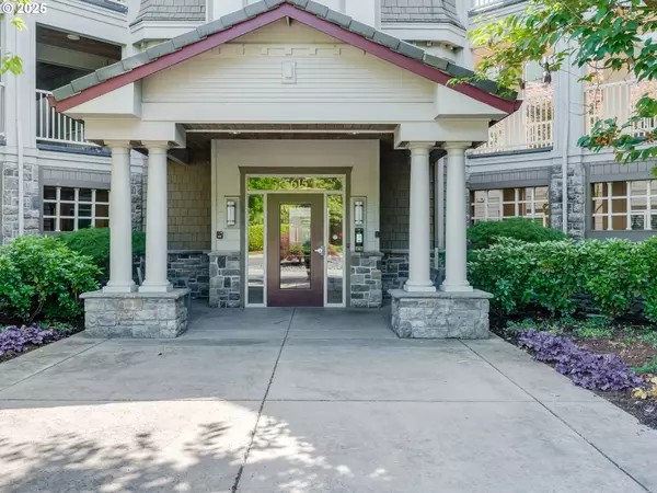 Vancouver, WA 98661,5615 SE SCENIC LN #204