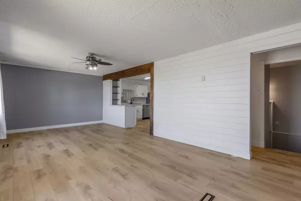 Cardston, AB T0K 0K0,36 8 AVE West