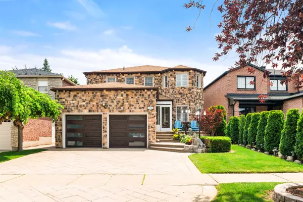 286 Winfield TER, Mississauga, ON L5R 1N3