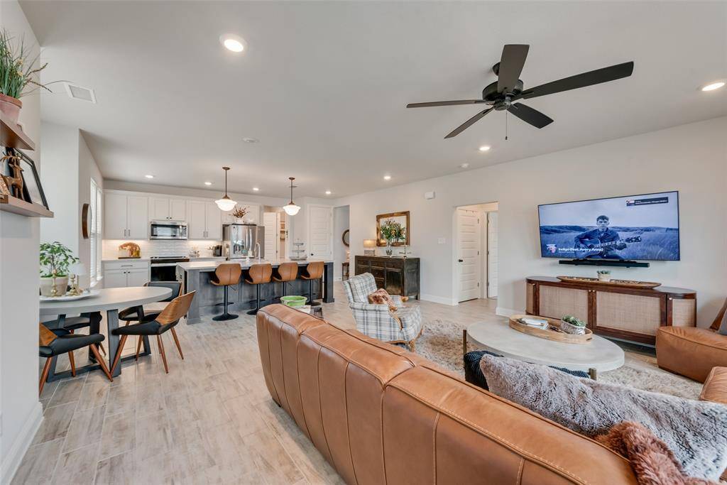 Fort Worth, TX 76179,9525 Thorncrown Lane