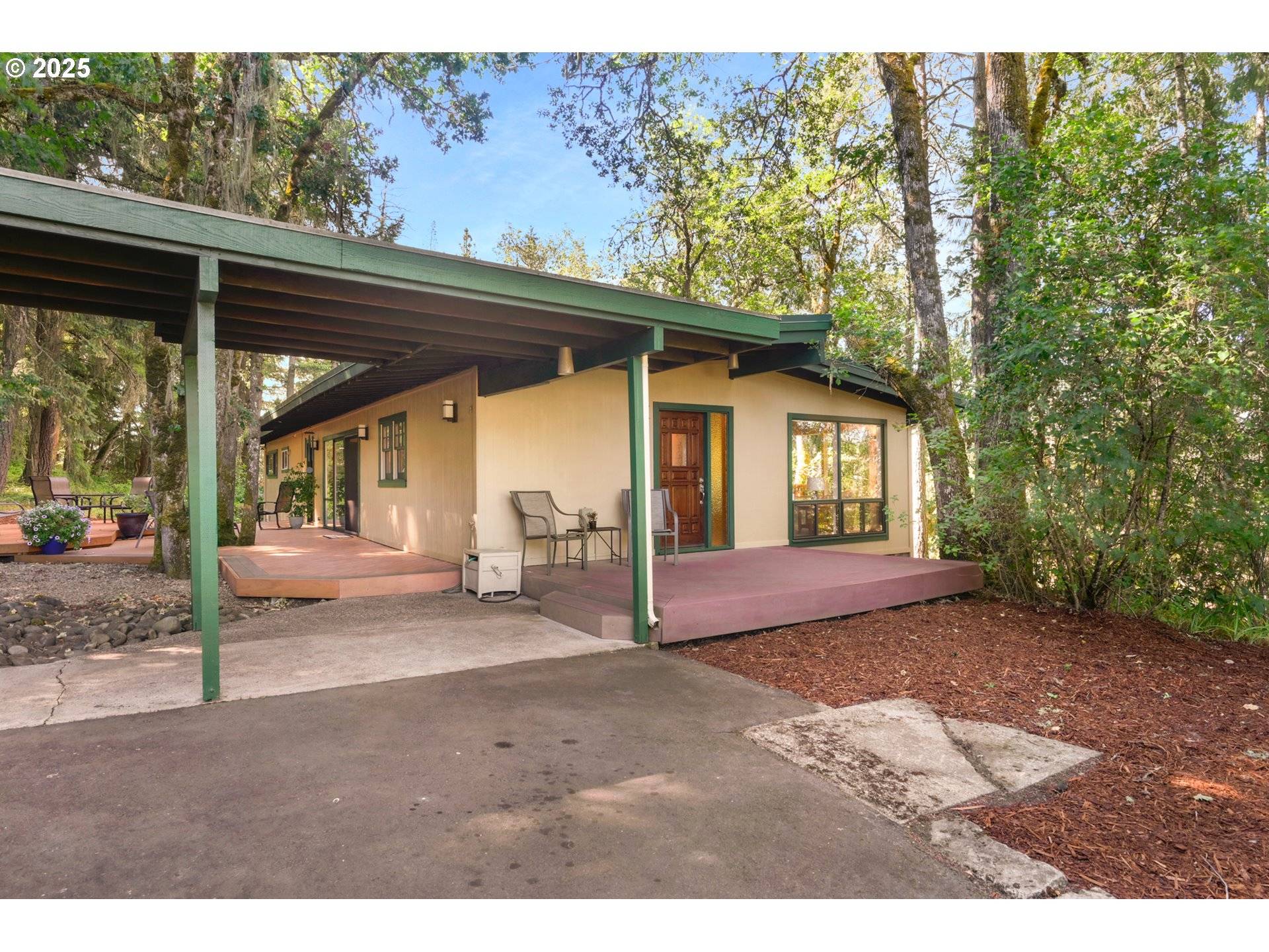 28291 GIMPL HILL RD, Eugene, OR 97402