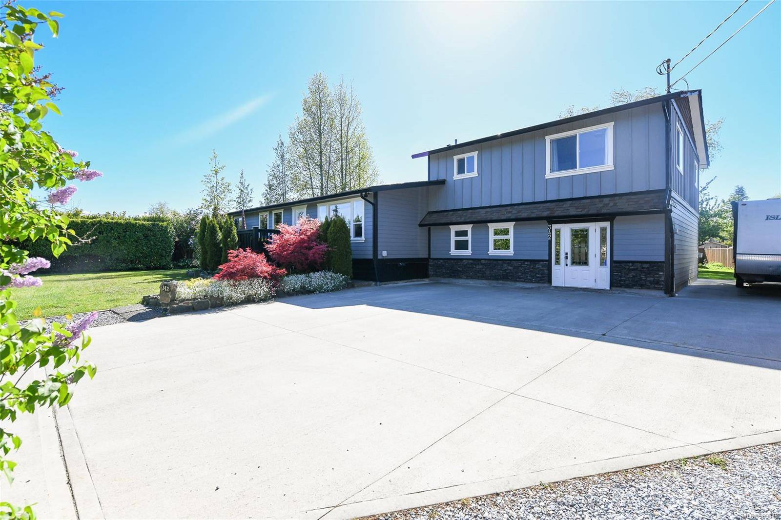 342 Anne Rd, Campbell River, BC V9W 5L4