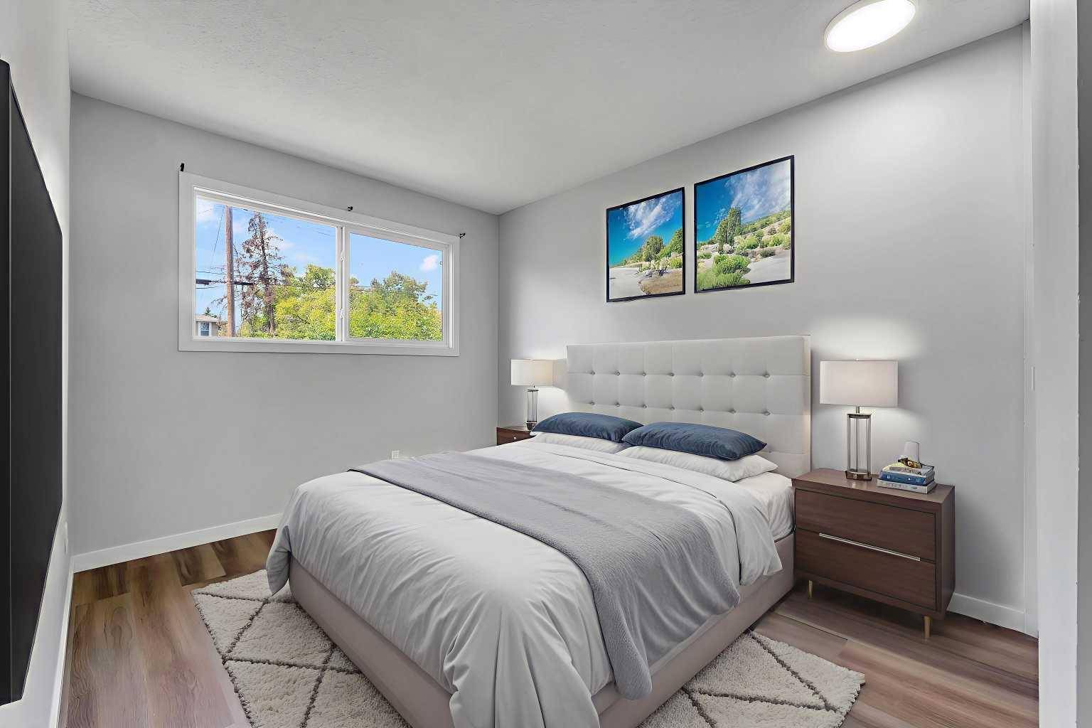 Calgary, AB T2A 1C1,1117 36 ST SE