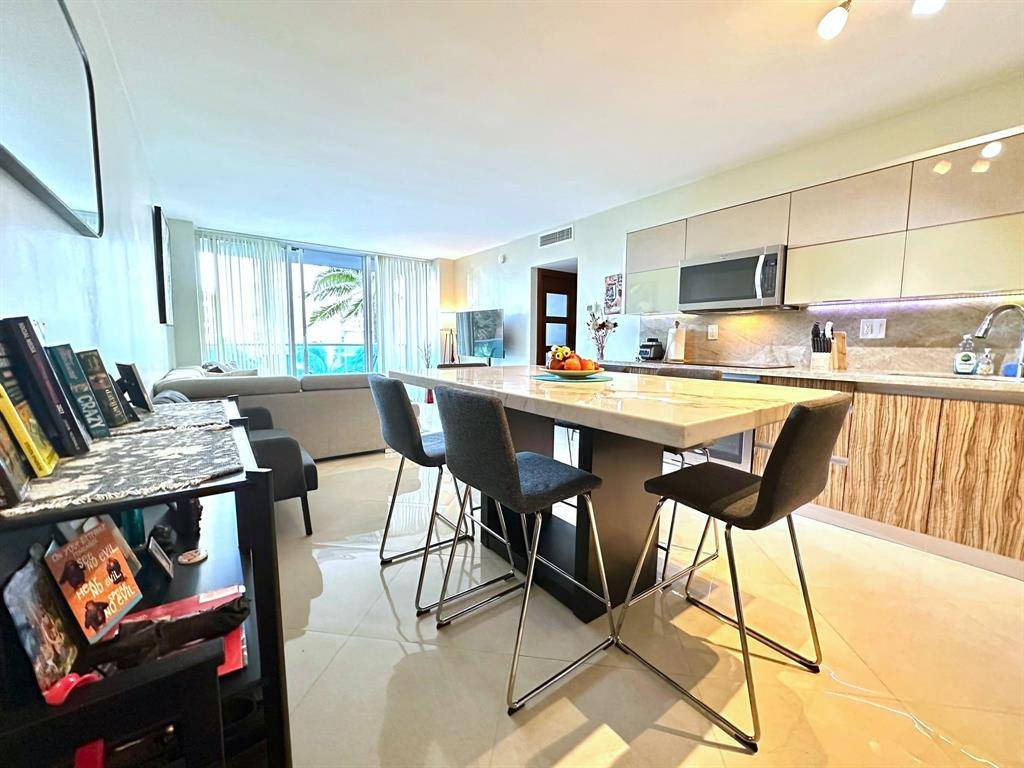 4001 S Ocean Dr #3H, Hollywood, FL 33019
