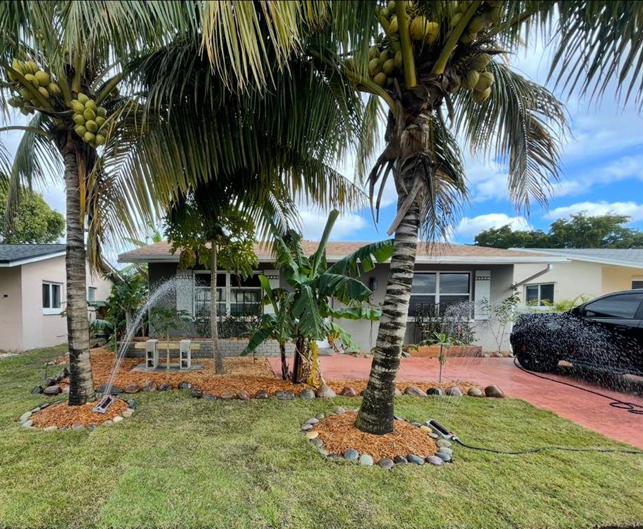 5708 NW 48 Ave, Tamarac, FL 33319