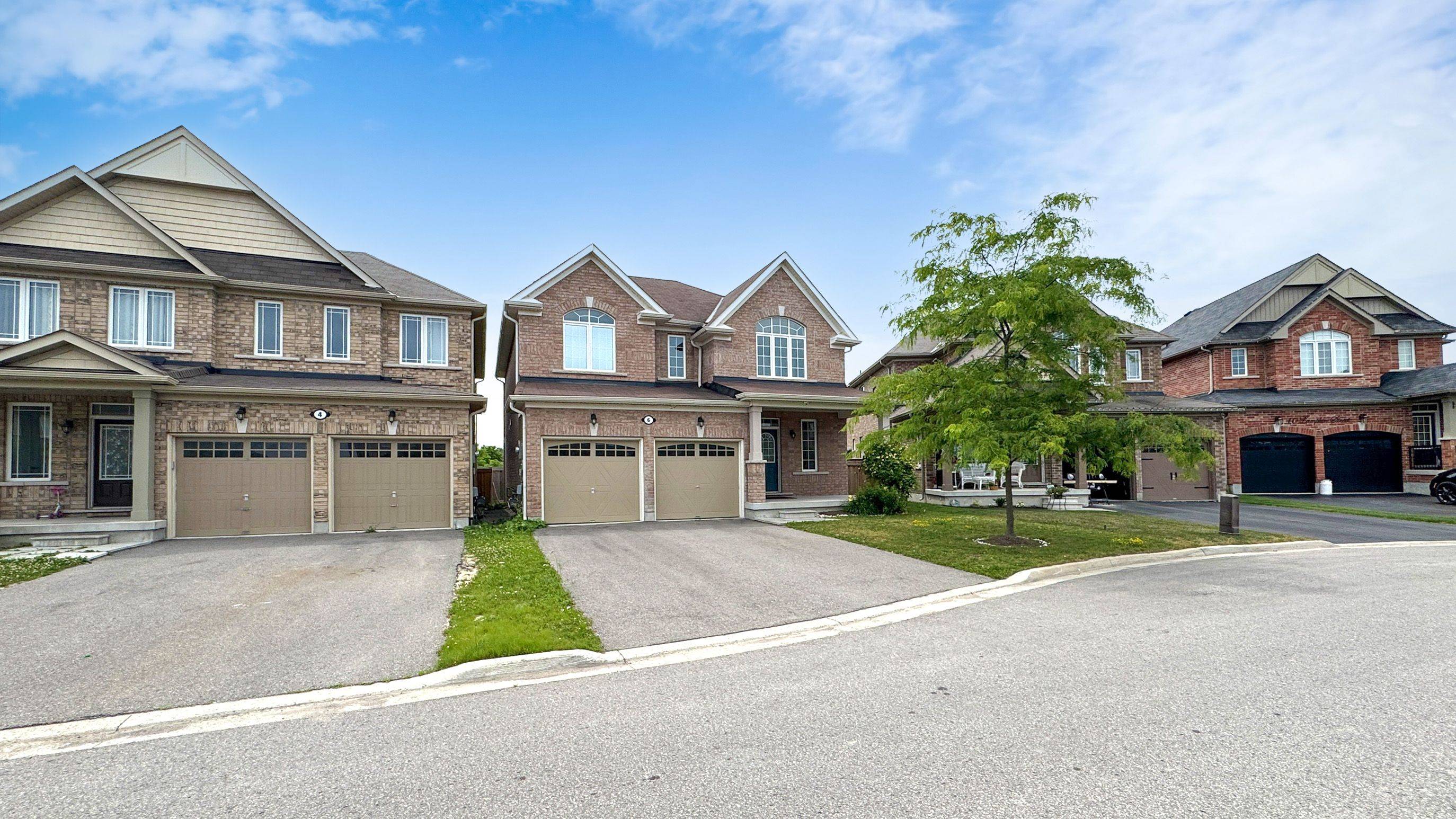 6 Lampkin ST, Georgina, ON L0E 1R0