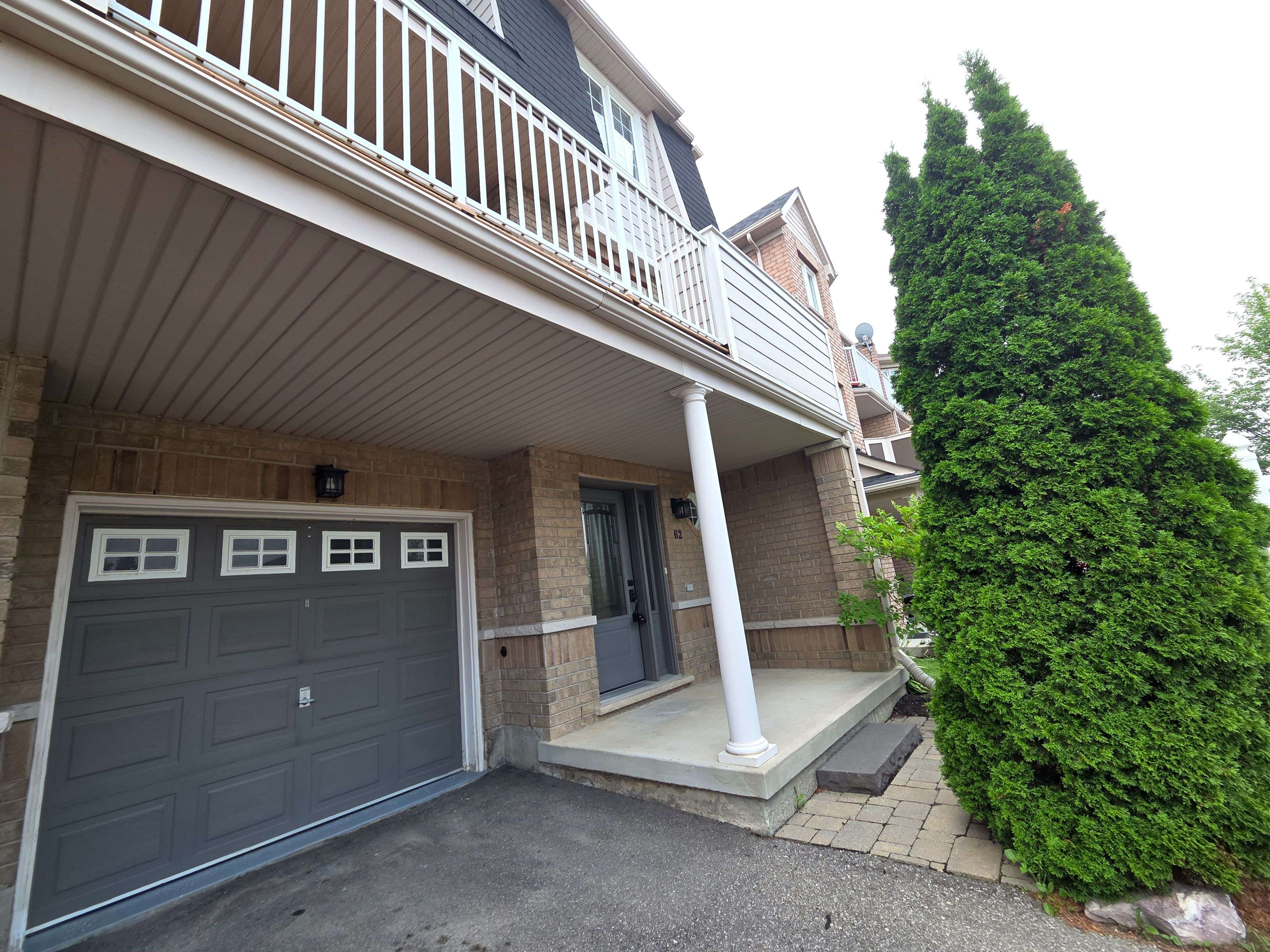 Milton, ON L9T 0M8,620 Ferguson DR #62
