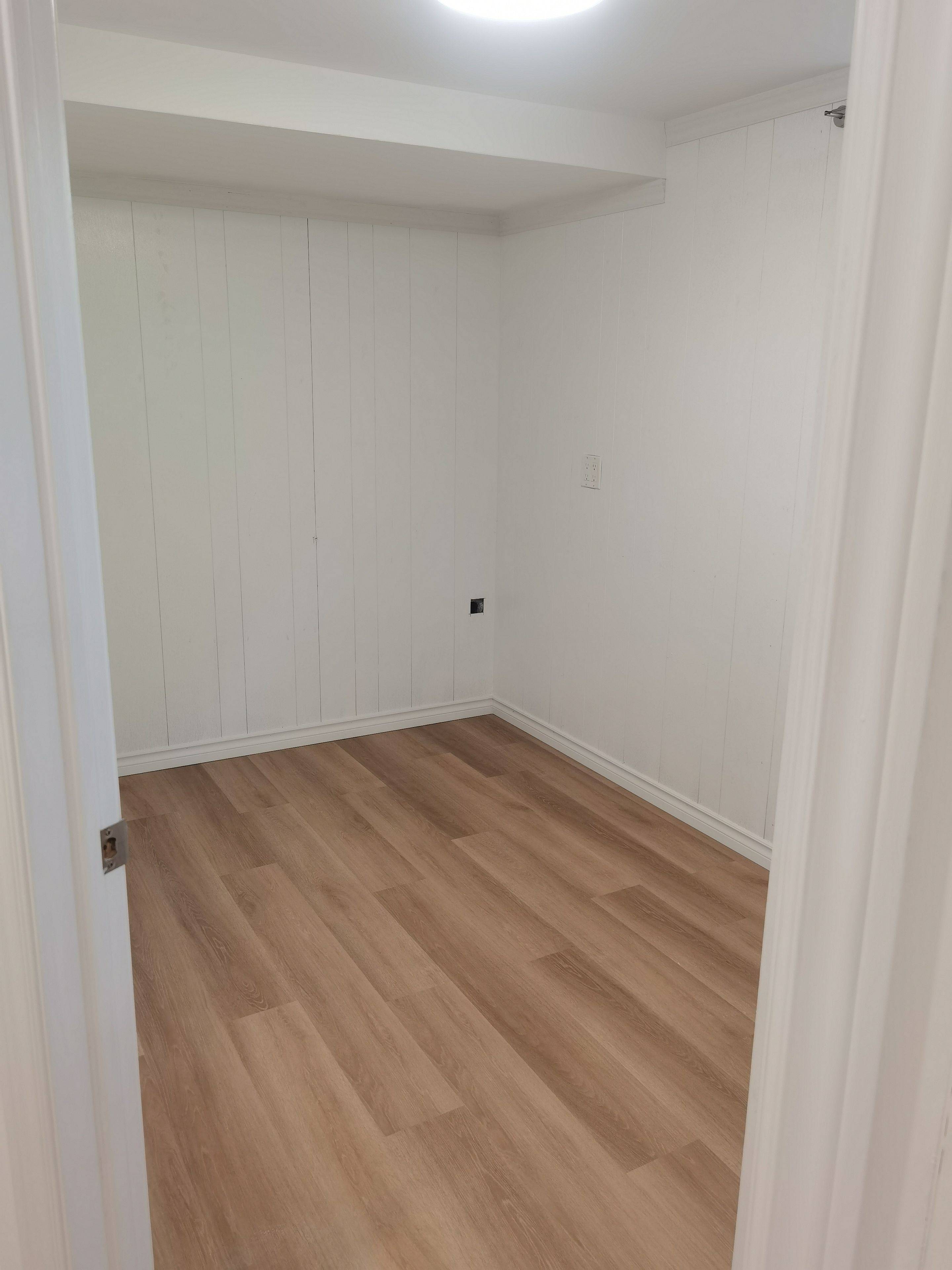 Mississauga, ON L5B 1G3,192 Floradale DR