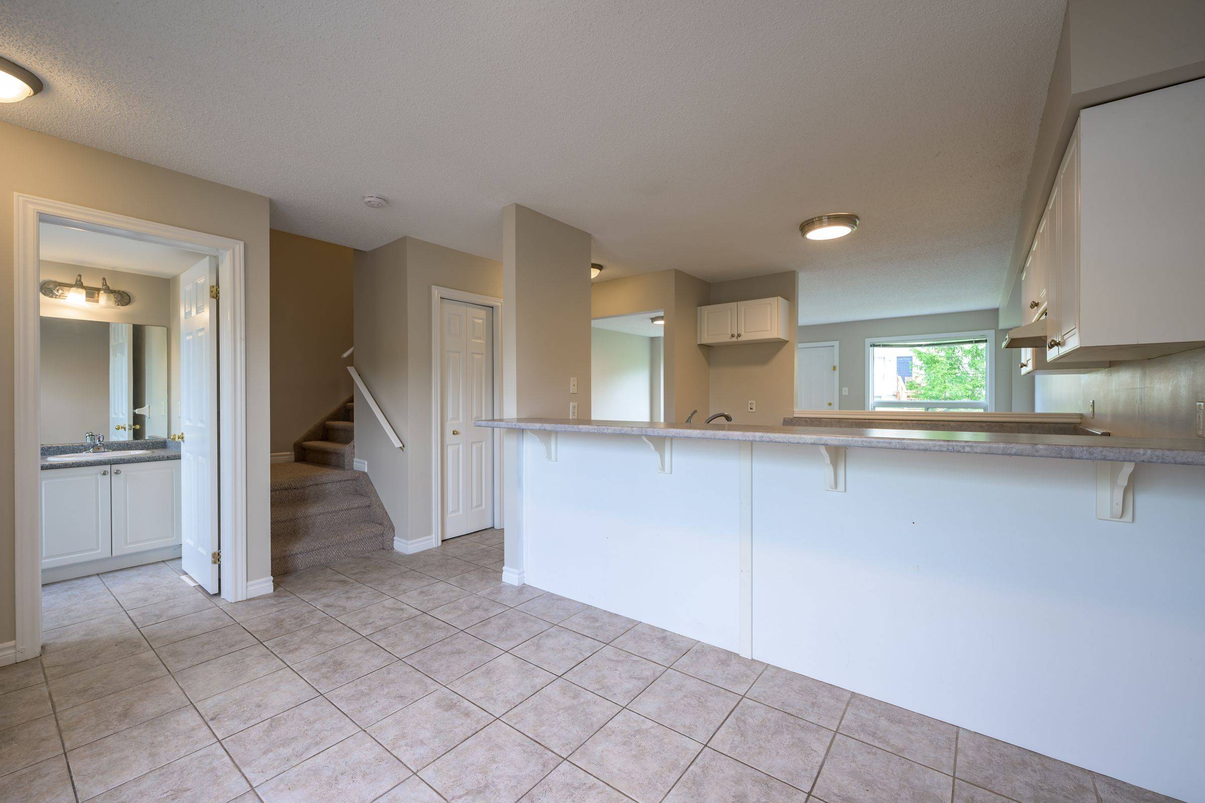 London North, ON N6G 5M5,600 Sarnia RD #29
