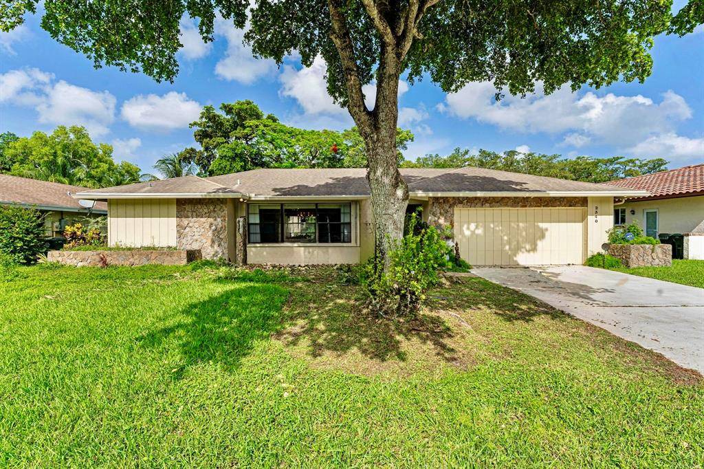 2340 NW 42nd Ave, Coconut Creek, FL 33066