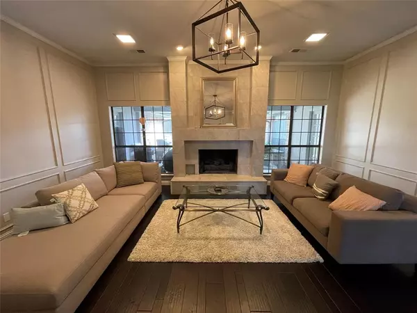 Carrollton, TX 75007,2906 Cambridgeshire Drive