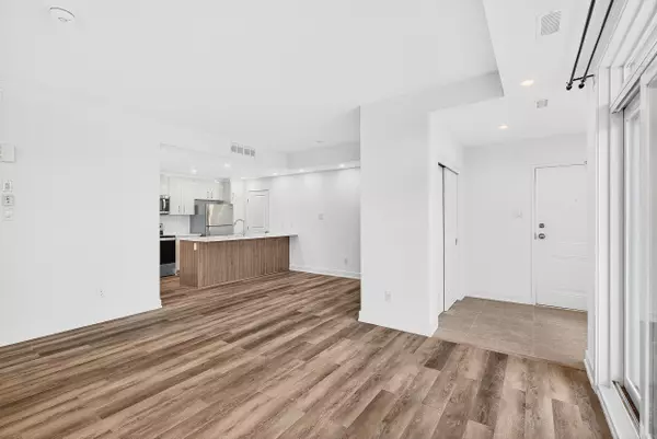 Kanata, ON K2S 2Y4,300 Tulum CRES #F
