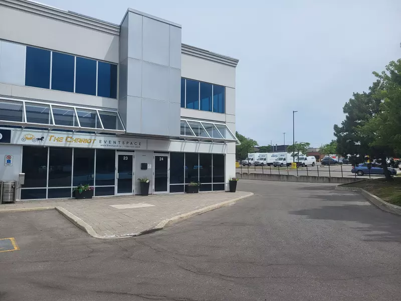 7611 Pine Valley DR #23 & 24, Vaughan, ON L4L 0A2