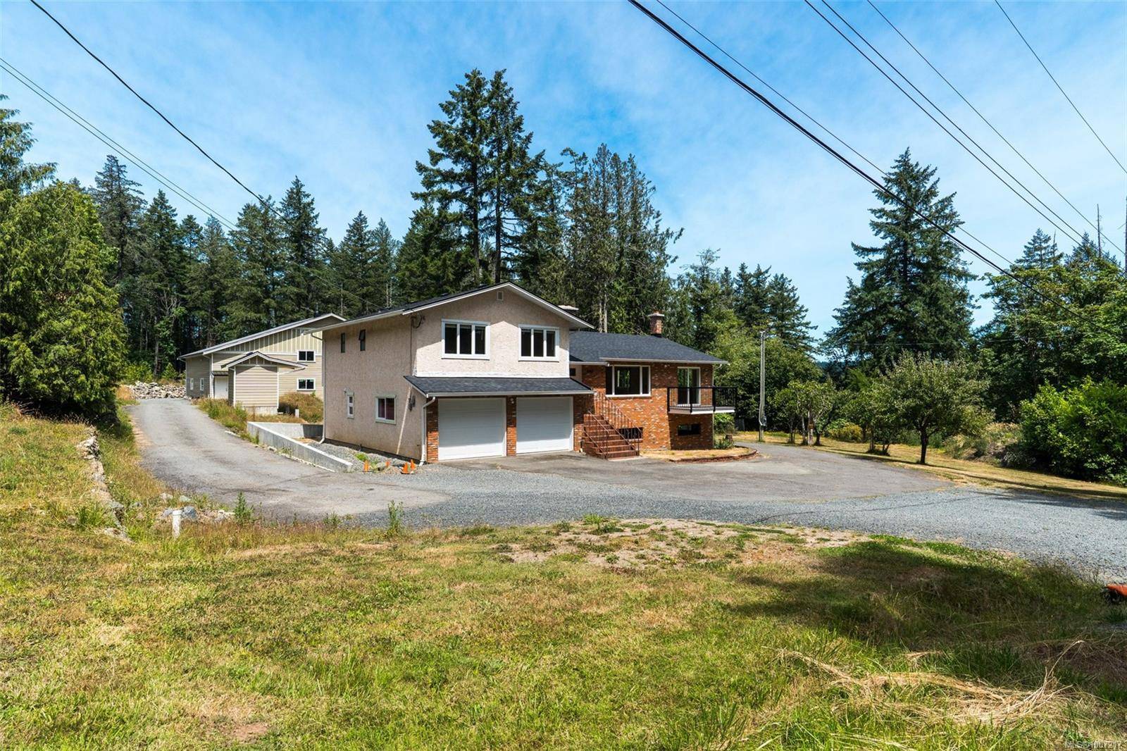 Saanich, BC V9E 2B8,440 Glendower Rd