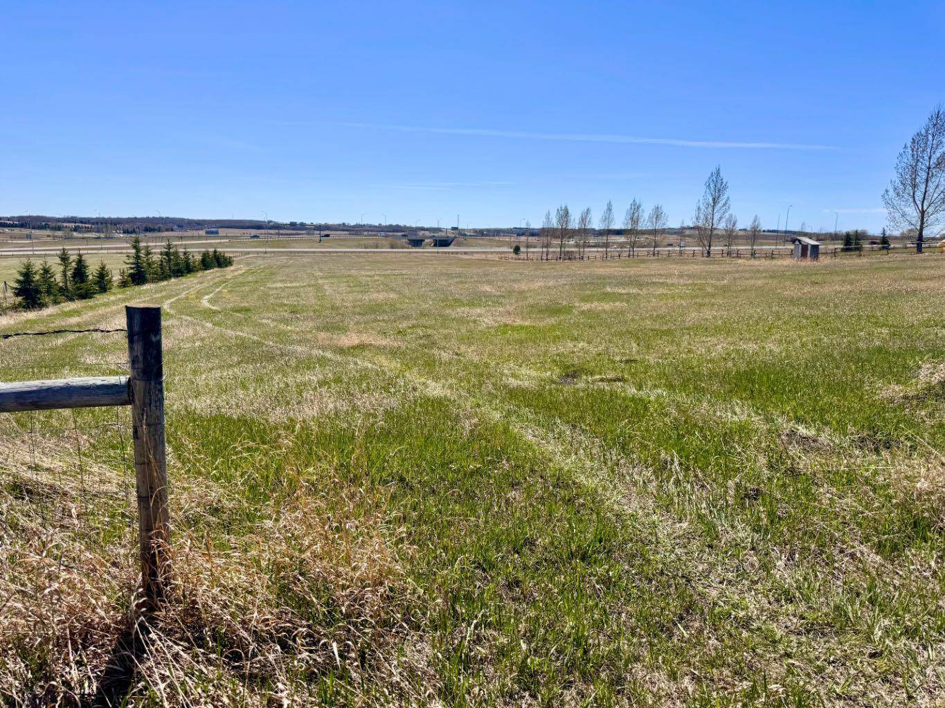 Rural Foothills County, AB T1S 4S7,274042 1020 DR E