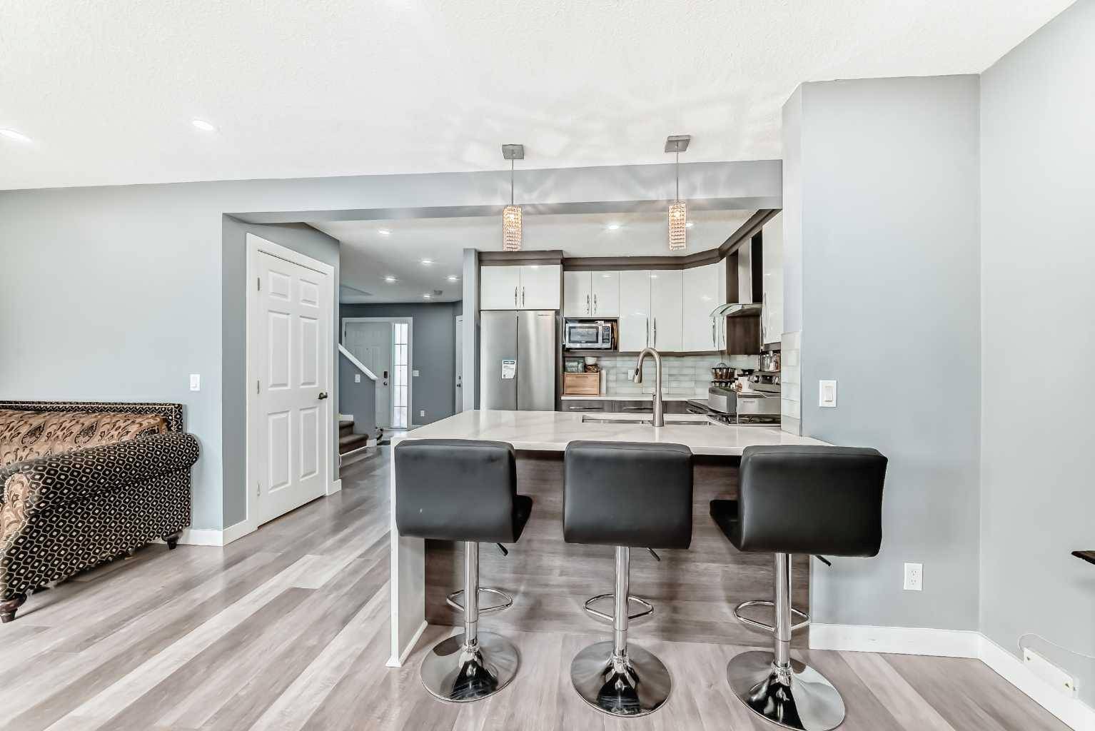 Calgary, AB T3J 4N7,39 Martha's Meadow Close NE