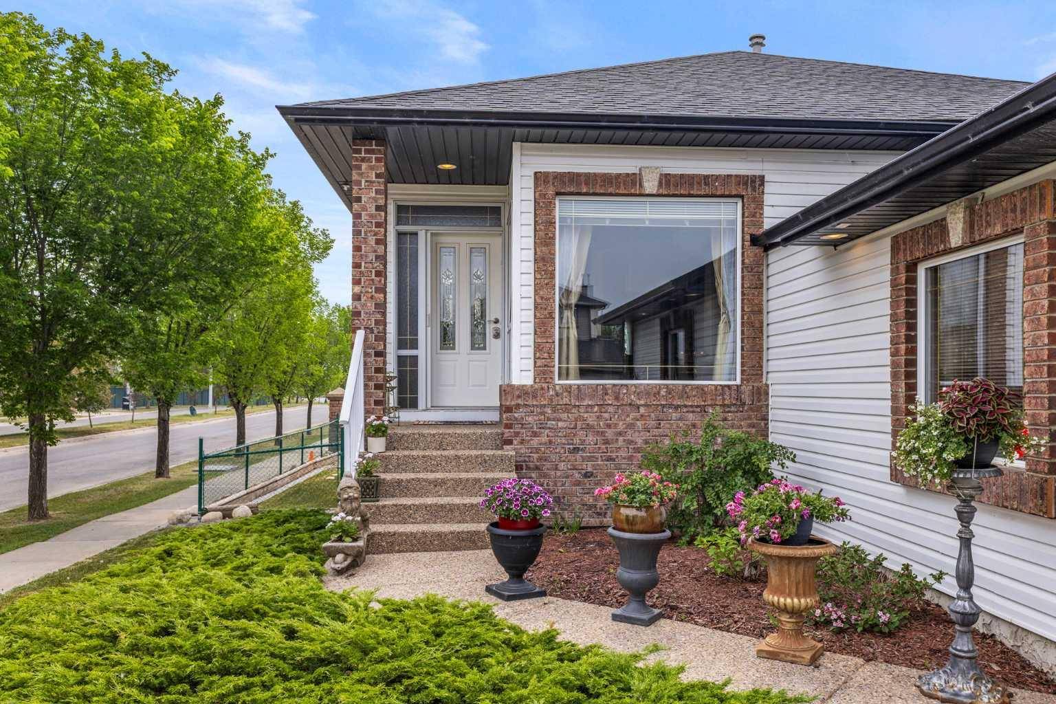 Chestermere, AB T1X 1A9,101 Springmere DR