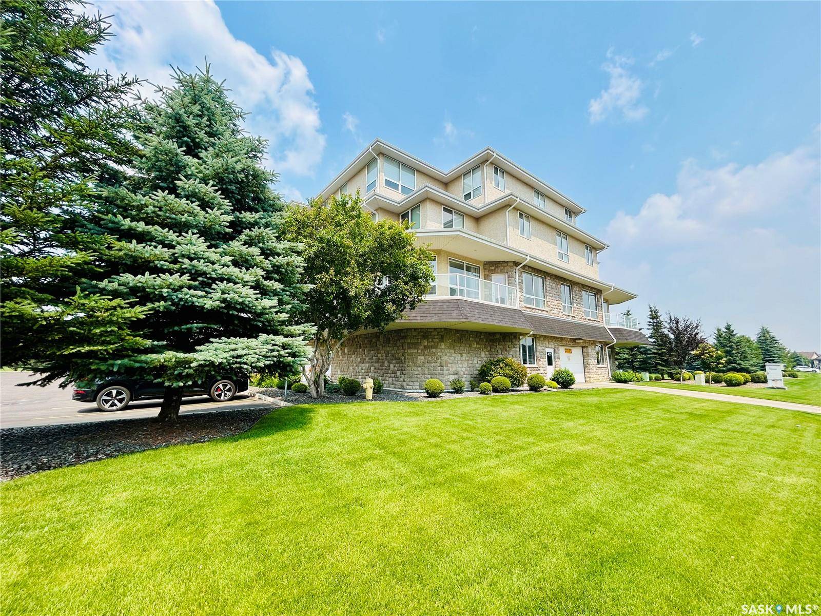 Saskatoon, SK S7T 0C8,405 Cartwright STREET #201