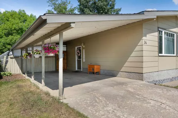 Whitecourt, AB T7S 1E2,34 Kallbom CRES