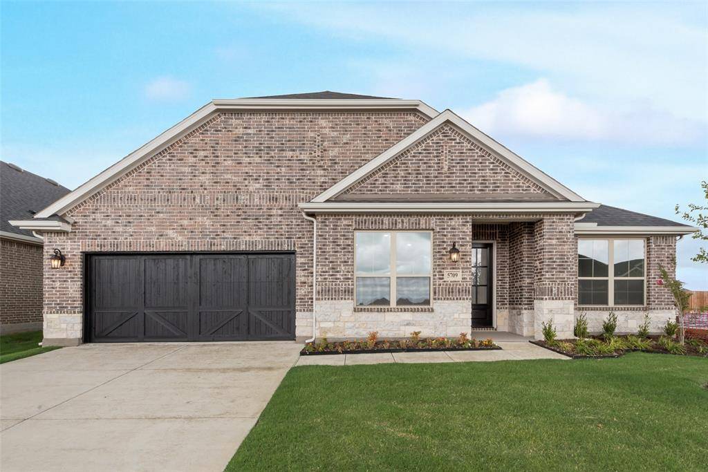 5709 Ferrers Drive, Celina, TX 76227