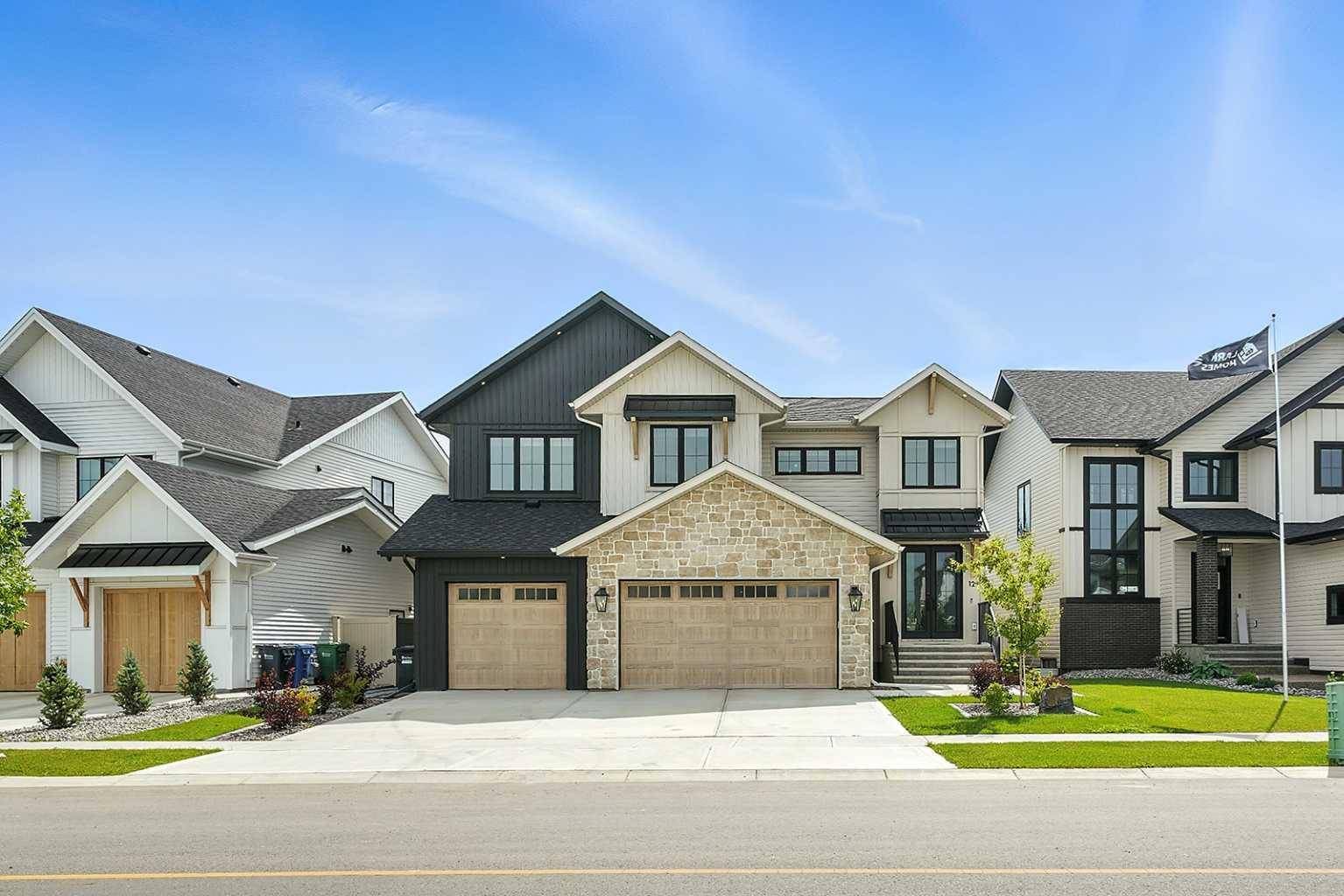 129 Emerald DR, Red Deer, AB T4P 3G7