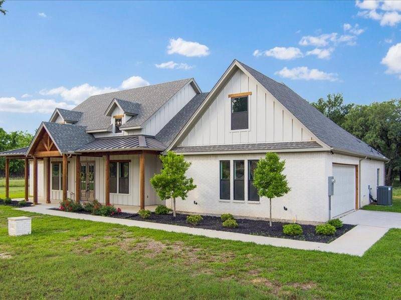 Weatherford, TX 76087,1001 Bluebonnet Ridge