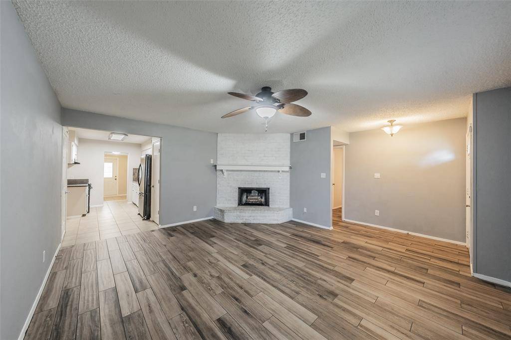 Arlington, TX 76016,5105 French Wood Drive