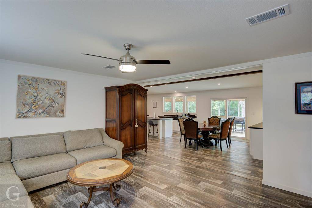 Shreveport, LA 71107,1349 W Hollow Oak Lane