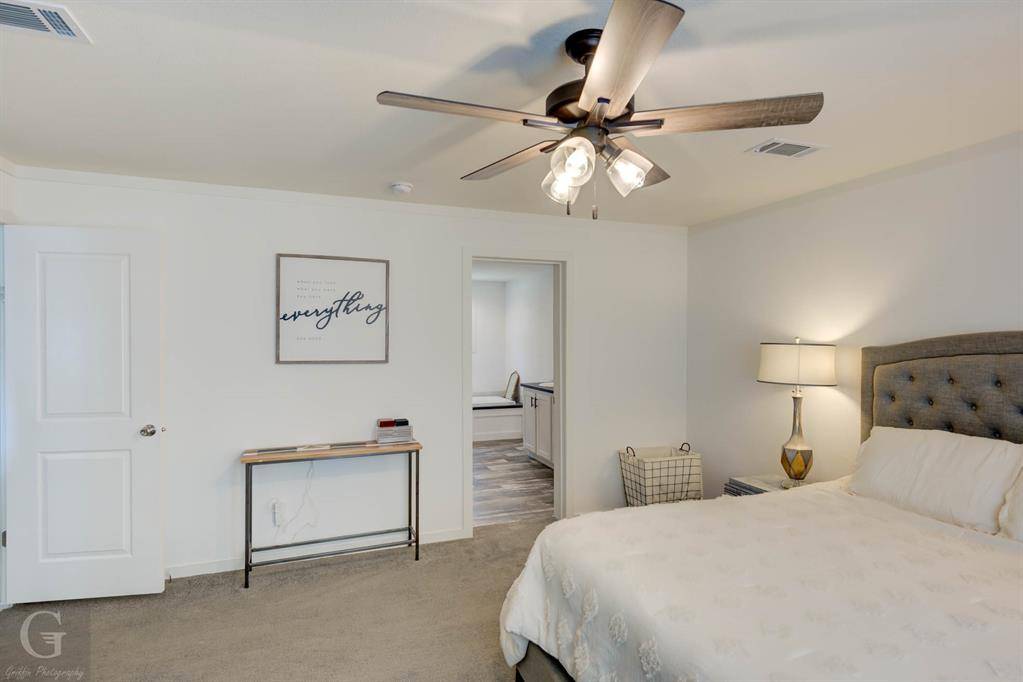 Shreveport, LA 71107,1349 W Hollow Oak Lane
