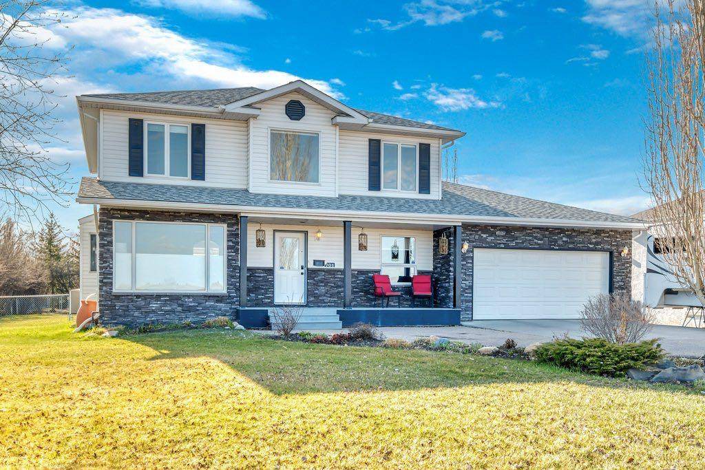 701 East Lakeview RD, Chestermere, AB T1X 1A9